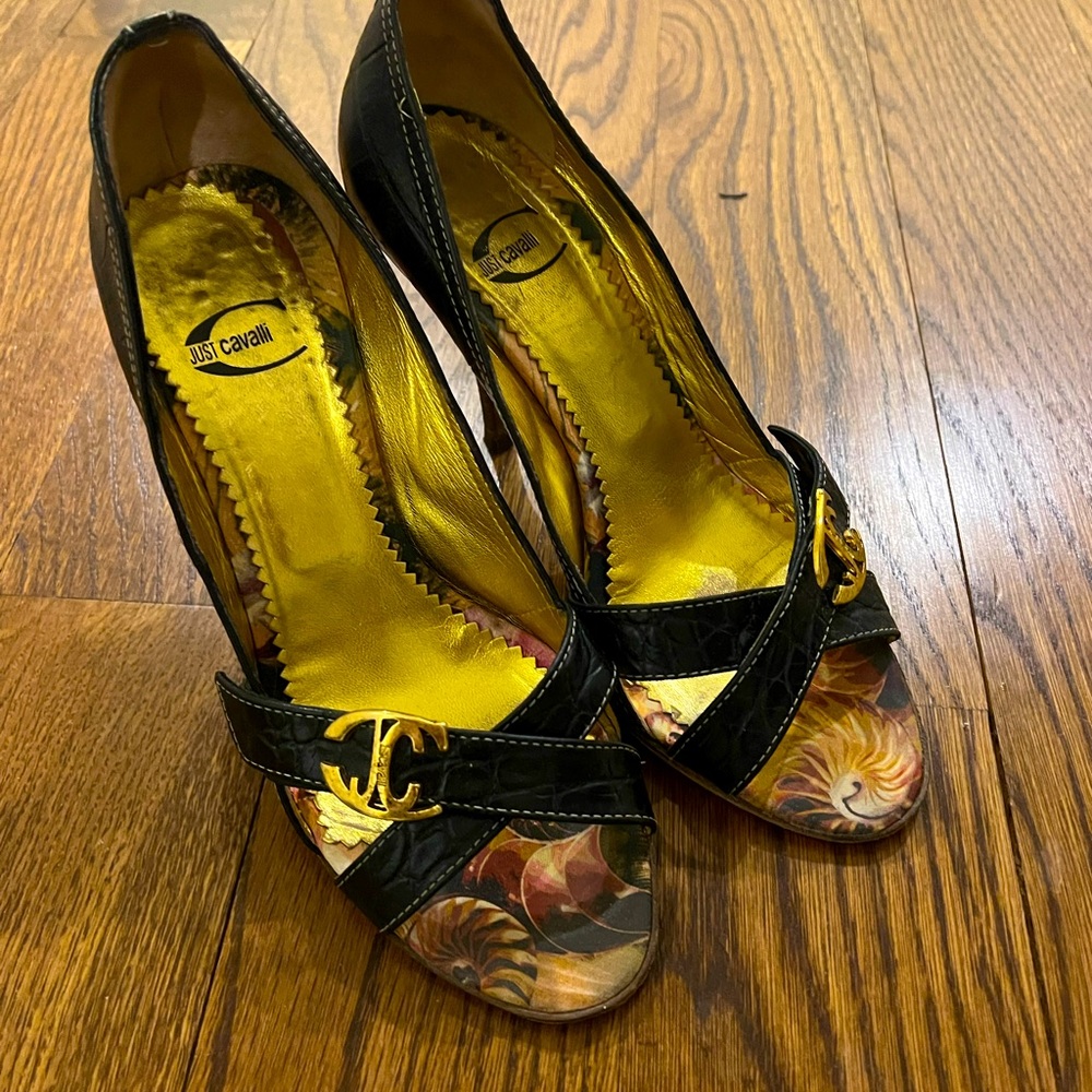 Stunning Just Cavalli Sandals. Size 9.5